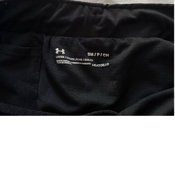 Women’s Under Armour Athletic Shorts Black and Gray Size Small Loose - Picture 2 of 2